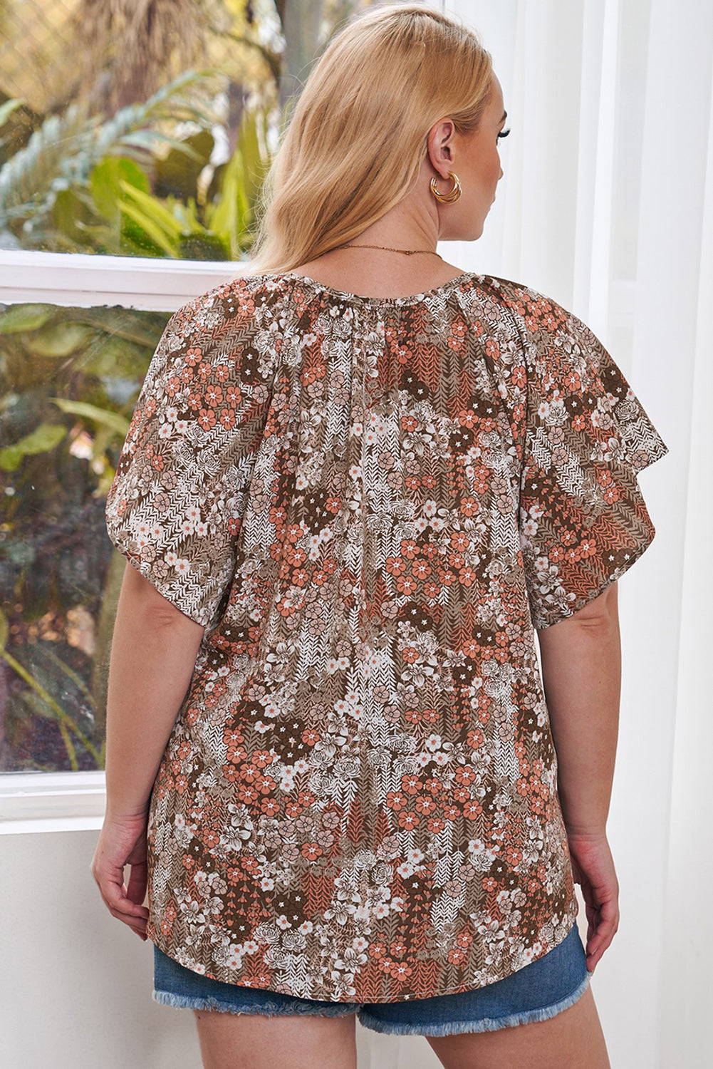 Plus Size Floral Tie Neck Short Sleeve Blouse